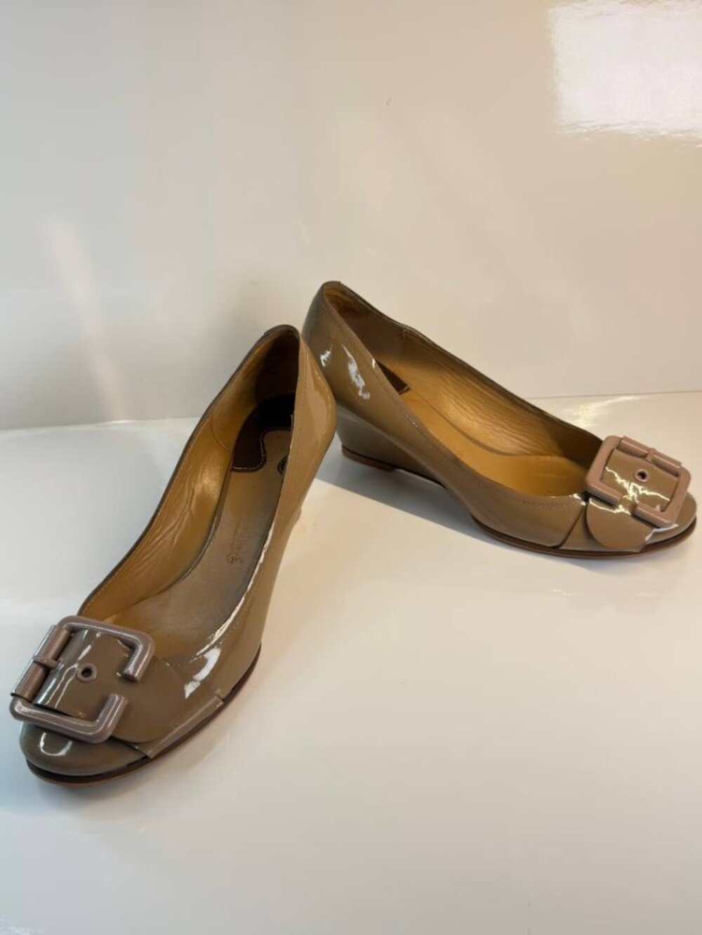 Chloé Women’s Patent Leather Wedge Pumps – Size 36/ US 6